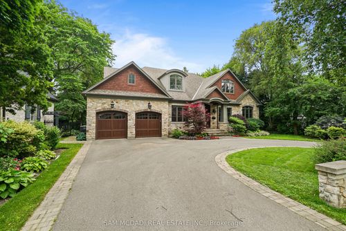 190 Maplewood Rd, Mississauga, ON, L5G2M6 | Card Image