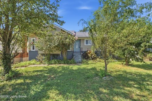 8808 Loch Lea Ln, Louisville, KY, 40291-1455 | Card Image
