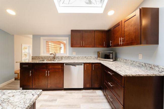 8 Seeley St, House other with 3 bedrooms, 1 bathrooms and null parking in Sandown NH | Image 27