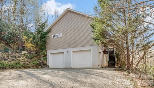 319 Glenn Bridge Rd, Arden, NC, 28704-9442 | Card Image