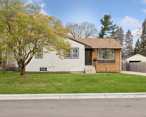 1986 3rd St, White Bear Lake, MN, 55110-3173 | Card Image