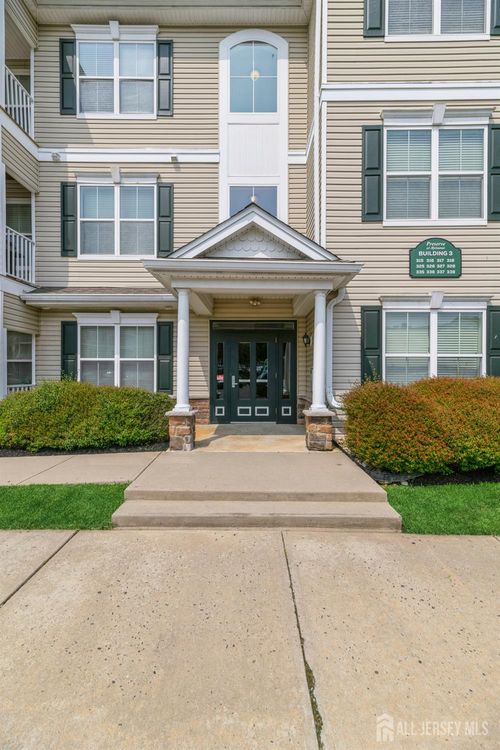 326 Sloan Ct, Matawan, NJ, 07747-4718 | Card Image