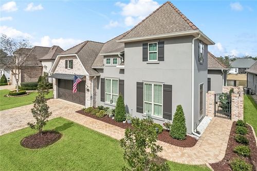 898 S Corniche Du Lac, Covington, LA, 70433-7226 | Card Image