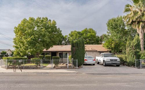 1622 Oregon Avenue, Corcoran, CA, 93212 | Card Image