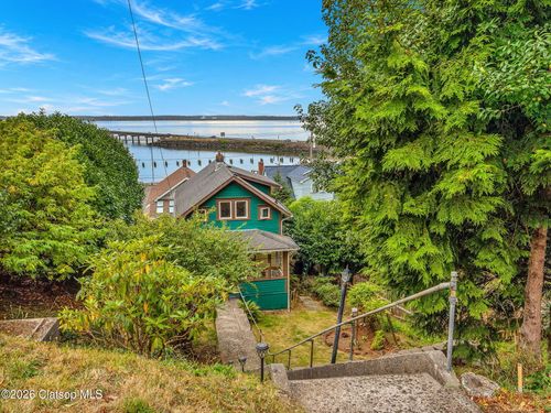 608 Florence Ave, Astoria, OR, 97103-5919 | Card Image