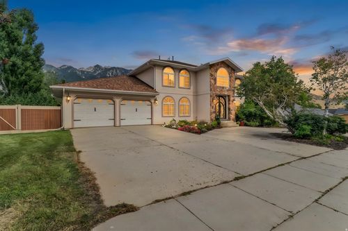11751 1700, Sandy, UT, 84092-5858 | Card Image