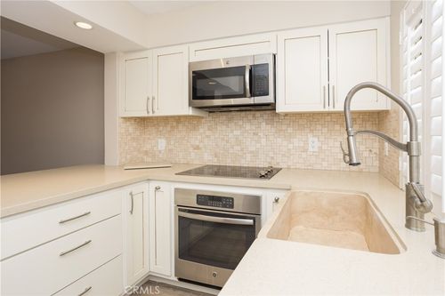 48902 Desert Flower Dr, Palm Desert, CA, 92260-6268 | Card Image