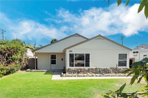 11818 Graystone Ave, Norwalk, CA, 90650-7806 | Card Image