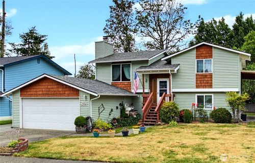 3200 Se 20th Ct, Renton, WA, 98058-4707 | Card Image