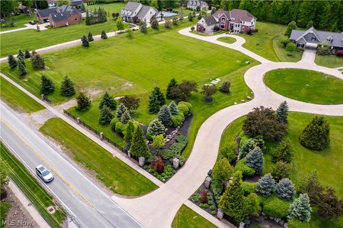 3602 Nagel Rd, Avon, OH, 44011-2508 | Card Image