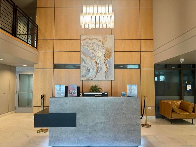 802 - 425 W Beech St, Condo with 2 bedrooms, 1 bathrooms and 1 parking in San Diego CA | Image 6