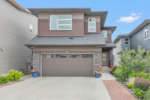 304 Corner Meadows Manor Ne, Calgary, AB, T3N1J7 | Card Image
