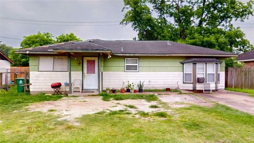 6130 Hartwick Rd, Houston, TX, 77016-1337 | Card Image