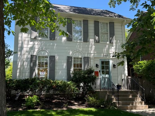2427 Thayer St, Evanston, IL, 60201-1495 | Card Image