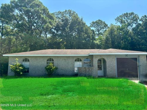 2218 Woodside Dr, Gautier, MS, 39553-6955 | Card Image