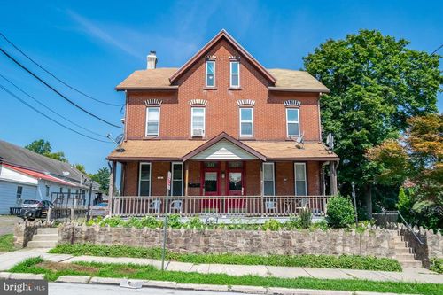 329 Walnut Street, SPRING CITY, PA, 19475 | Card Image