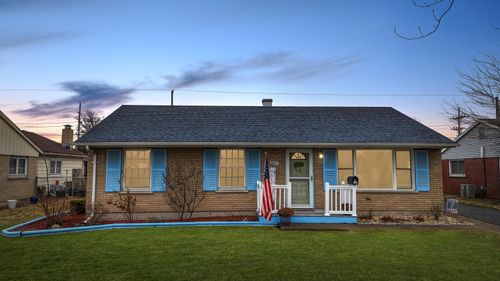 8023 Richard St, Highland, IN, 46322-1057 | Card Image