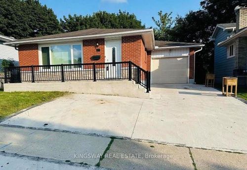 35 Silver Aspen Cres, Kitchener, ON, N2N1H5 | Card Image