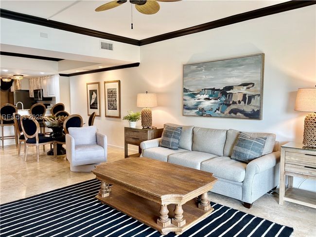 APT-240 - 2 Shelter Cove Ln, Condo with 2 bedrooms, 2 bathrooms and null parking in Hilton Head Island SC | Image 11