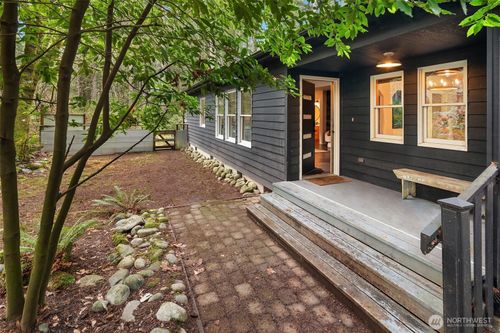 12908 Sw 244th Pl, Vashon, WA, 98070-8023 | Card Image