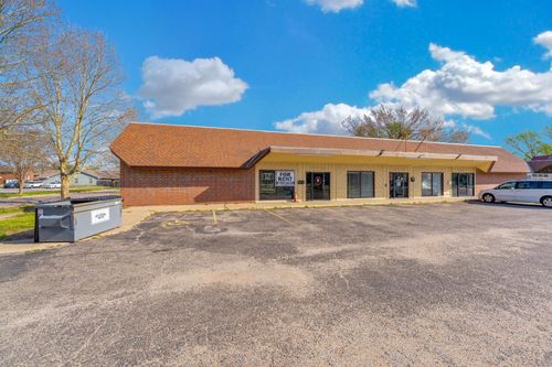 3312 W Douglas Ave, Wichita, KS, 67203-5422 | Card Image