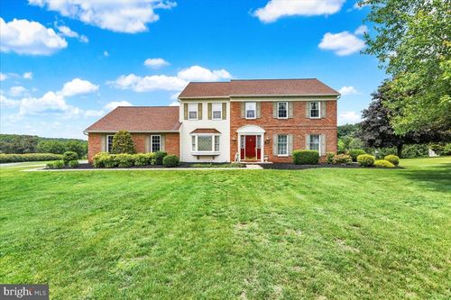 3 Arbor Rd, MOHNTON, PA, 19540-8861 | Card Image