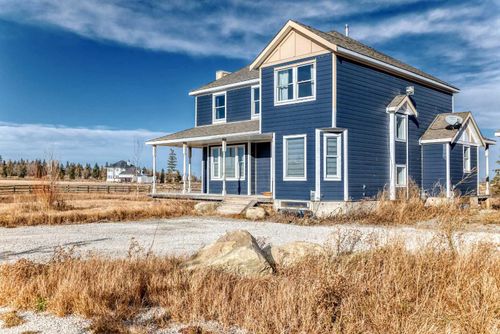 266106 21 St W, Foothills, AB, T1S3M5 | Card Image