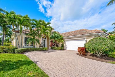 4821 River Village Drive, House other with 3 bedrooms, 3 bathrooms and null parking in Vero Beach FL | Image 2