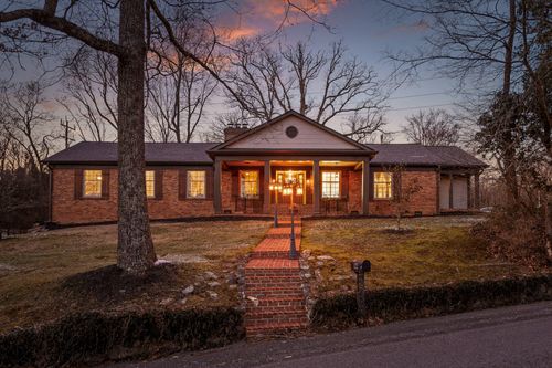 122 Fleetwood Dr, Lookout Mountain, TN, 37350-1406 | Card Image