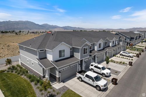 3889 N Aggie Dr, Eagle Mountain, UT, 84005-7002 | Card Image
