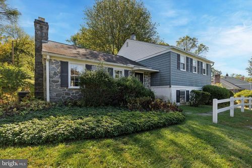 306 Devonshire Rd, Devon, PA, 19333-1016 | Card Image