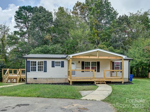 37 Motts Dr, Candler, NC, 28715-8385 | Card Image
