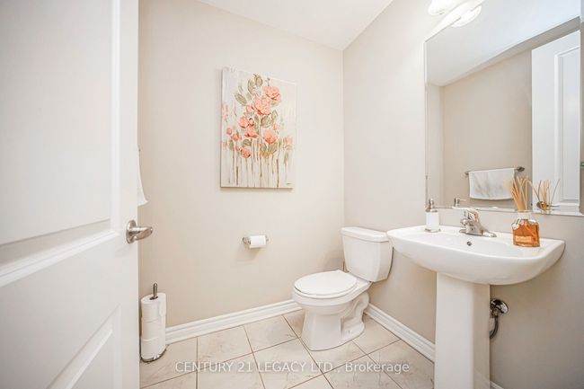 33 Callandar Rd, House other with 4 bedrooms, 3 bathrooms and 4 parking in Brampton ON | Image 42