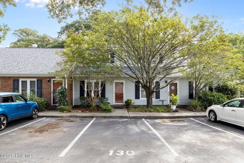 3200 Crystal Oaks Ln, Morehead City, NC, 28557-3334 | Card Image