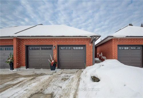 18-10 Isherwood Ave, Cambridge, ON, N1R8L5 | Card Image