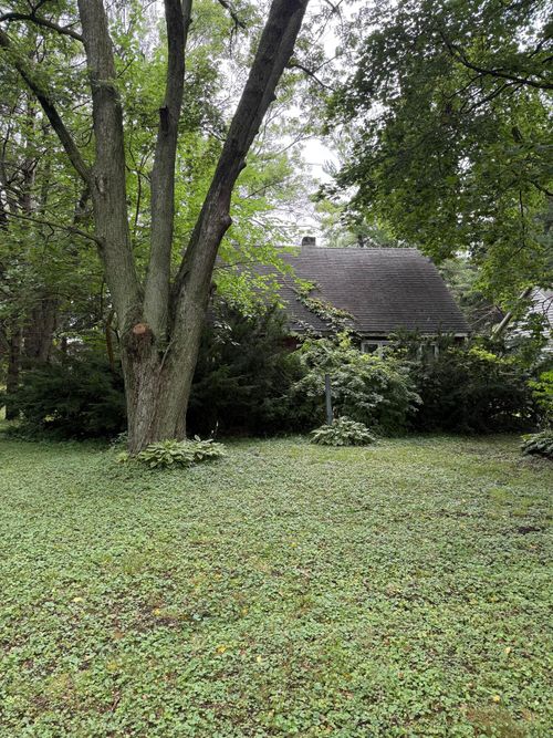 806 N 450 W, Valparaiso, IN, 46385 | Card Image