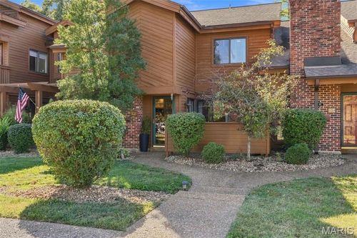 b-103 Hemingway Ln, Weldon Spring, MO, 63304-8172 | Card Image