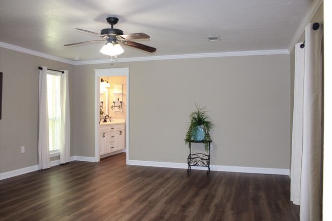 13 Master Bedroom | Image 13