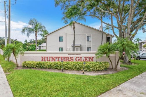 526-2045 Hunters Glen Dr, DUNEDIN, FL, 34698-2838 | Card Image