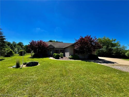 4842 Ridge Rd, Wadsworth, OH, 44281-9759 | Card Image