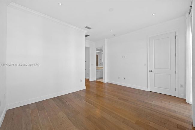 B - 464 Fernwood Rd, Townhouse with 3 bedrooms, 3 bathrooms and null parking in Key Biscayne FL | Image 31