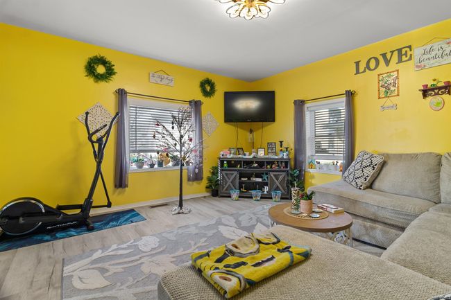 109 E Main St, House other with 3 bedrooms, 1 bathrooms and null parking in Swayzee IN | Image 9