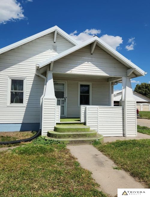 922 2nd Street, Saint Paul, NE, 68873 | Card Image