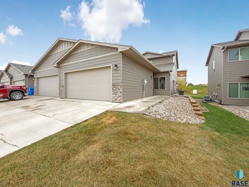 7316 45th St, Sioux Falls, SD, 57110 | Card Image