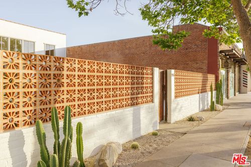 2218 Pico Blvd, Santa Monica, CA, 90405-1772 | Card Image