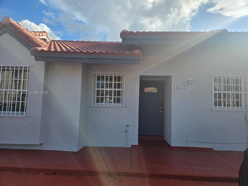 11522 Nw 4th Way, Sweetwater, FL, 33172-4929 | Card Image