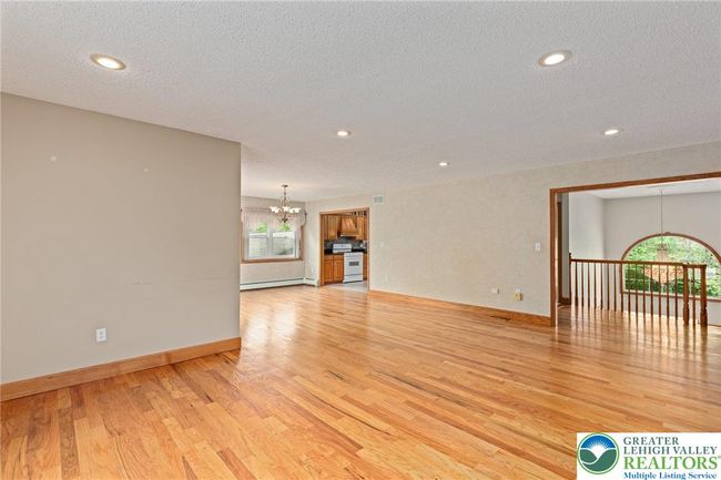 230 W Moorestown Rd, House other with 4 bedrooms, 4 bathrooms and null parking in WIND GAP PA | Image 26