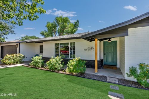 8145 N 1st Dr, Phoenix, AZ, 85021-5670 | Card Image