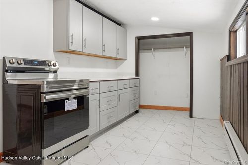 4-378 Broadway 9w, Ulster Park, NY, 12487 | Card Image