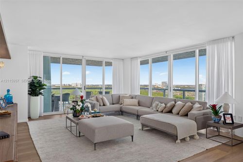 2256-16500 Collins Ave, Sunny Isles Beach, FL, 33160-4592 | Card Image